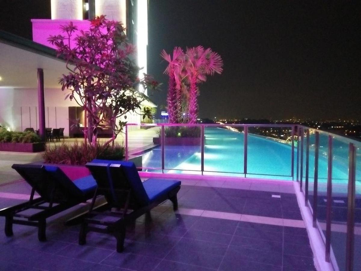 I-city @ Sky Pool